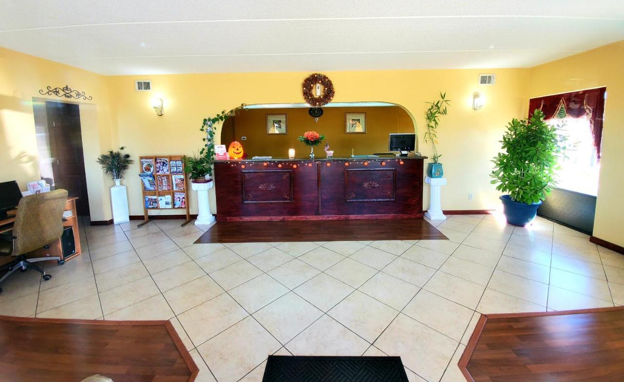 Executive Inn Scottsville Экстерьер фото